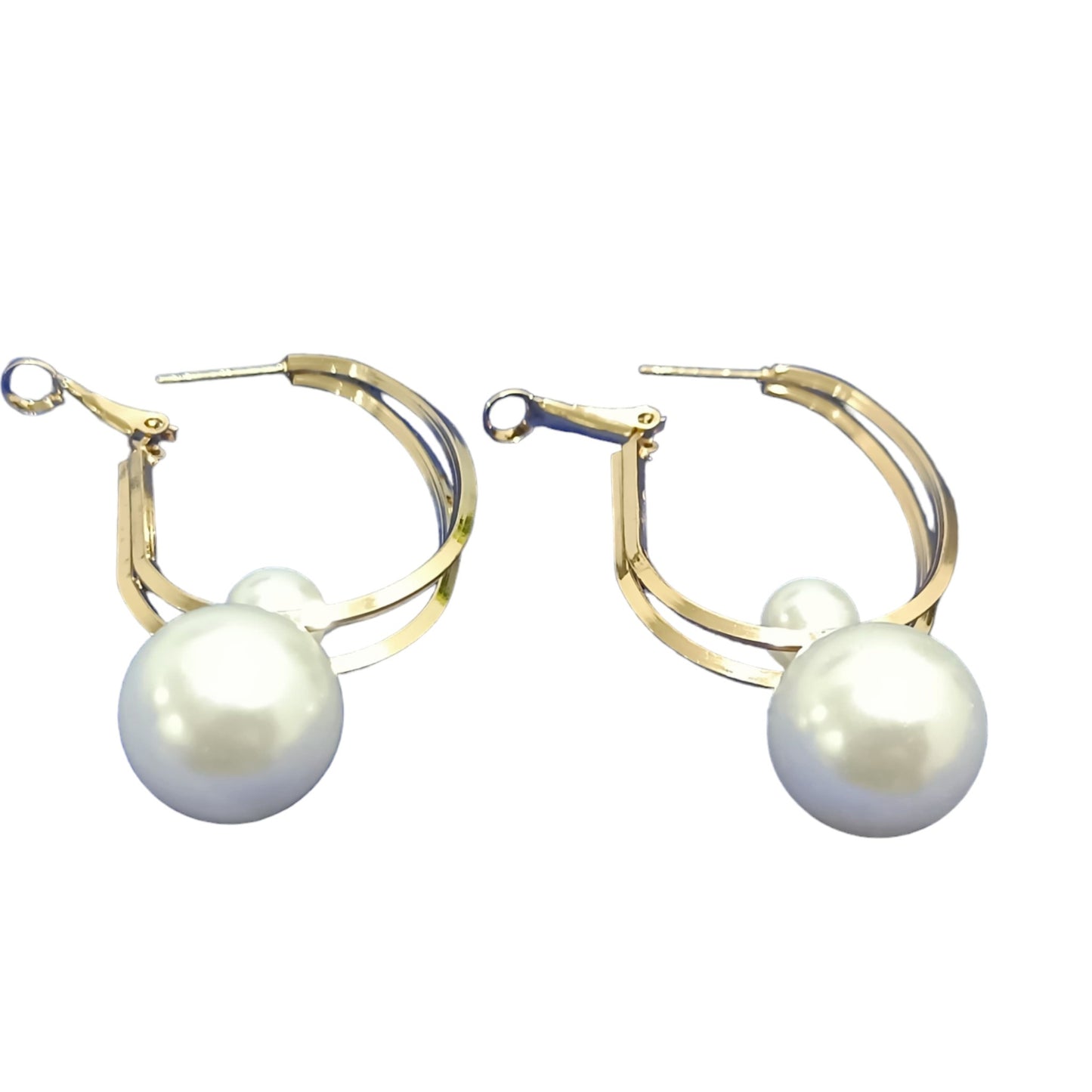 Elegant Pearl Design Hoop Earrings