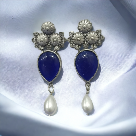 Pearl-adorned Leaf Elegance Silver Replica Earrings