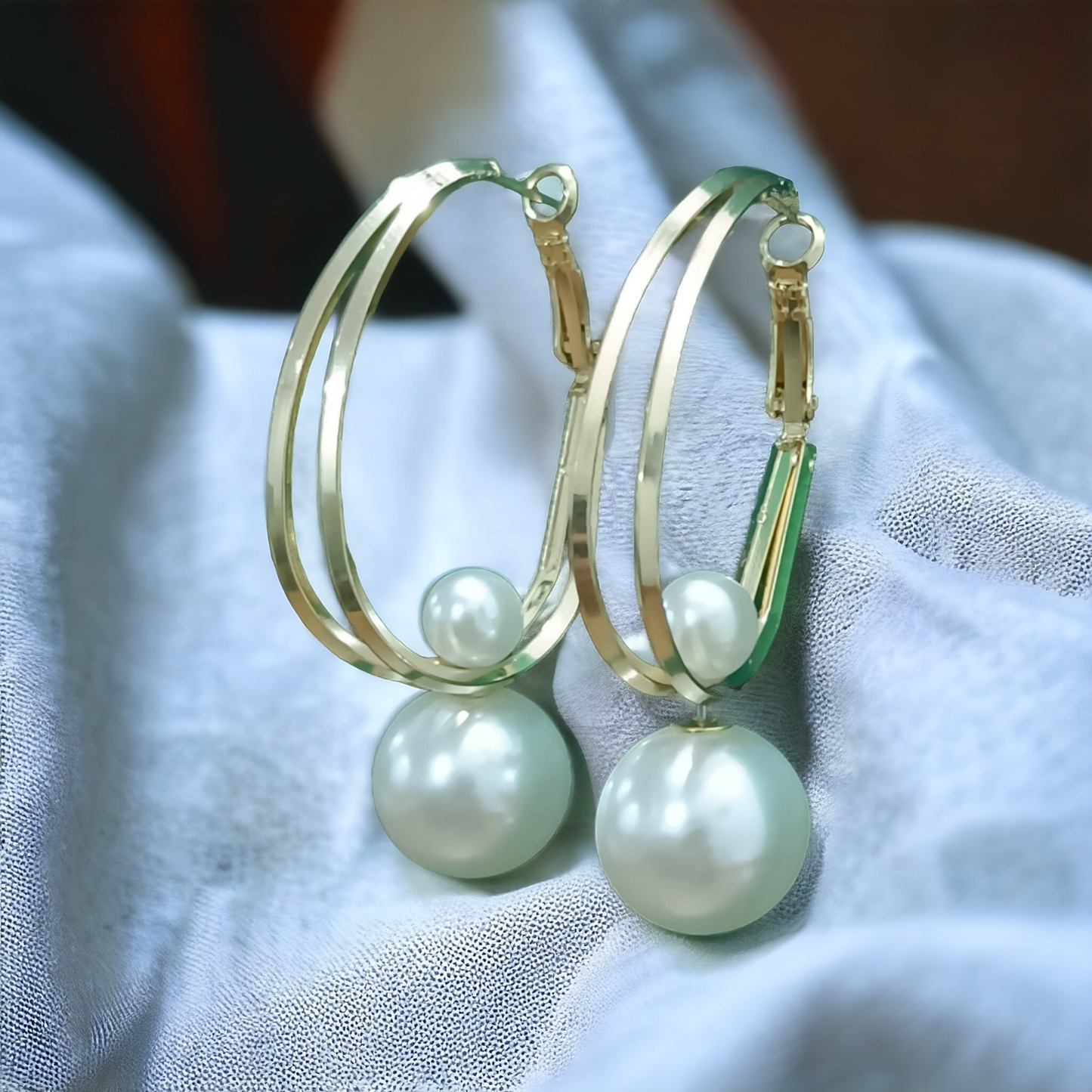 Elegant Pearl Design Hoop Earrings