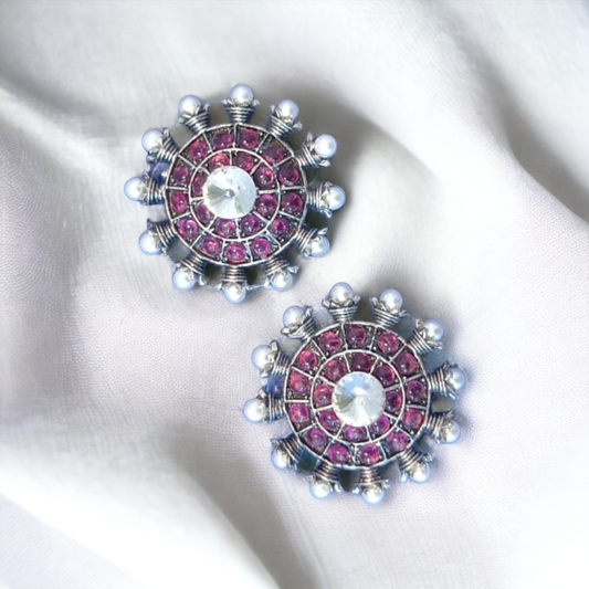 Serene Round Stud Earrings with Pearls