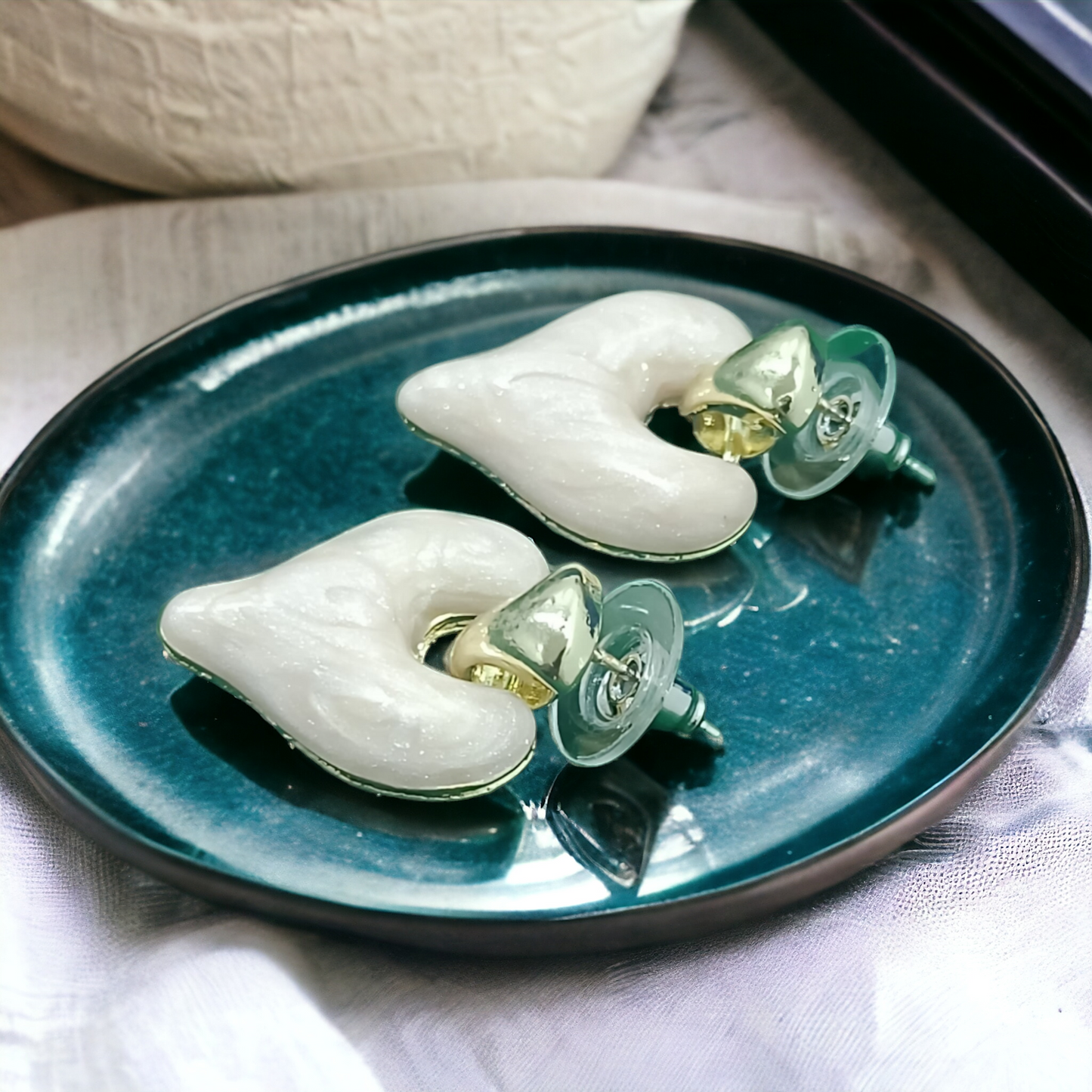 Fashionable Heart Earrings